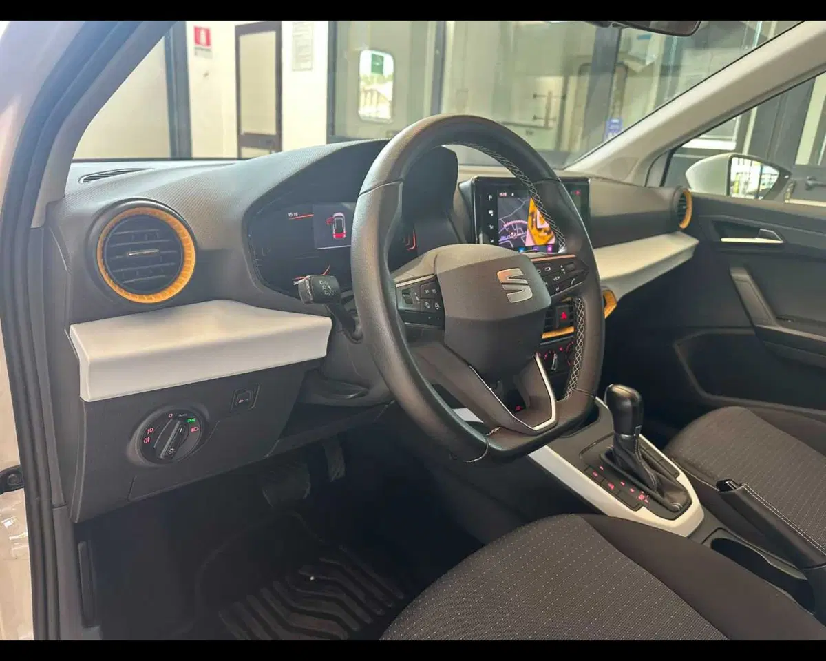 SEAT Arona usata a Bologna (5)