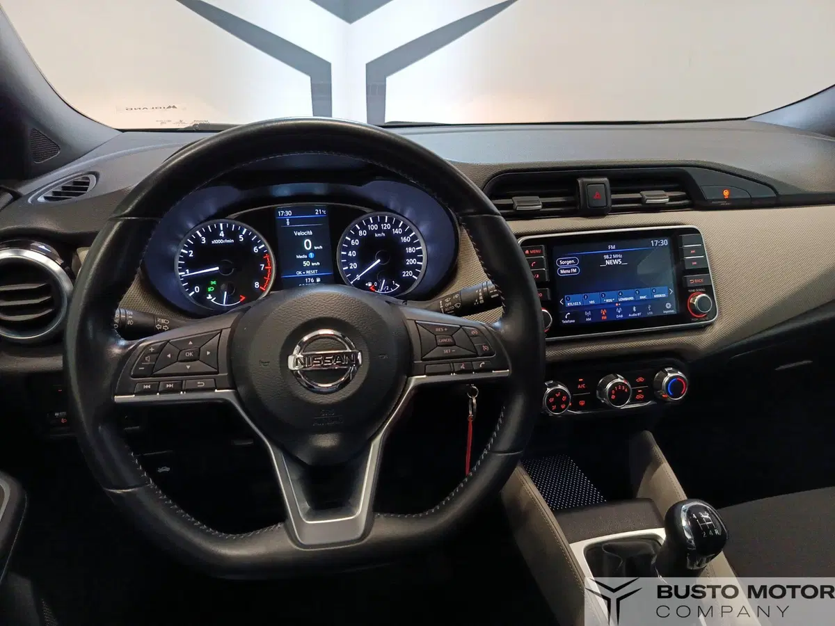 Nissan Micra usata a Varese (11)