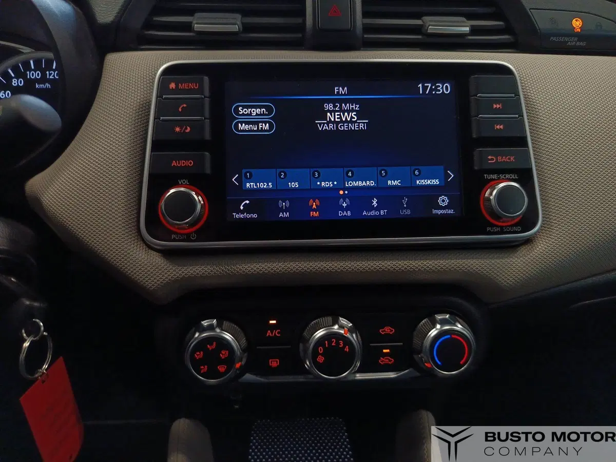 Nissan Micra usata a Varese (13)