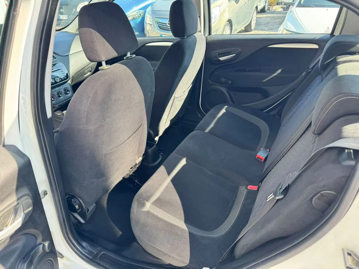 Fiat Punto usata a Macerata (8)
