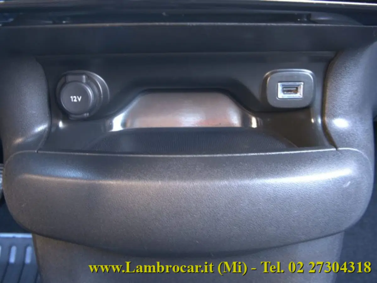 Citroen C4 Cactus usata a Milano (16)