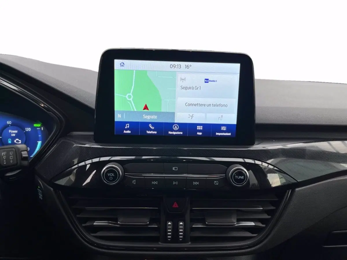 Ford Kuga usata a Milano (14)