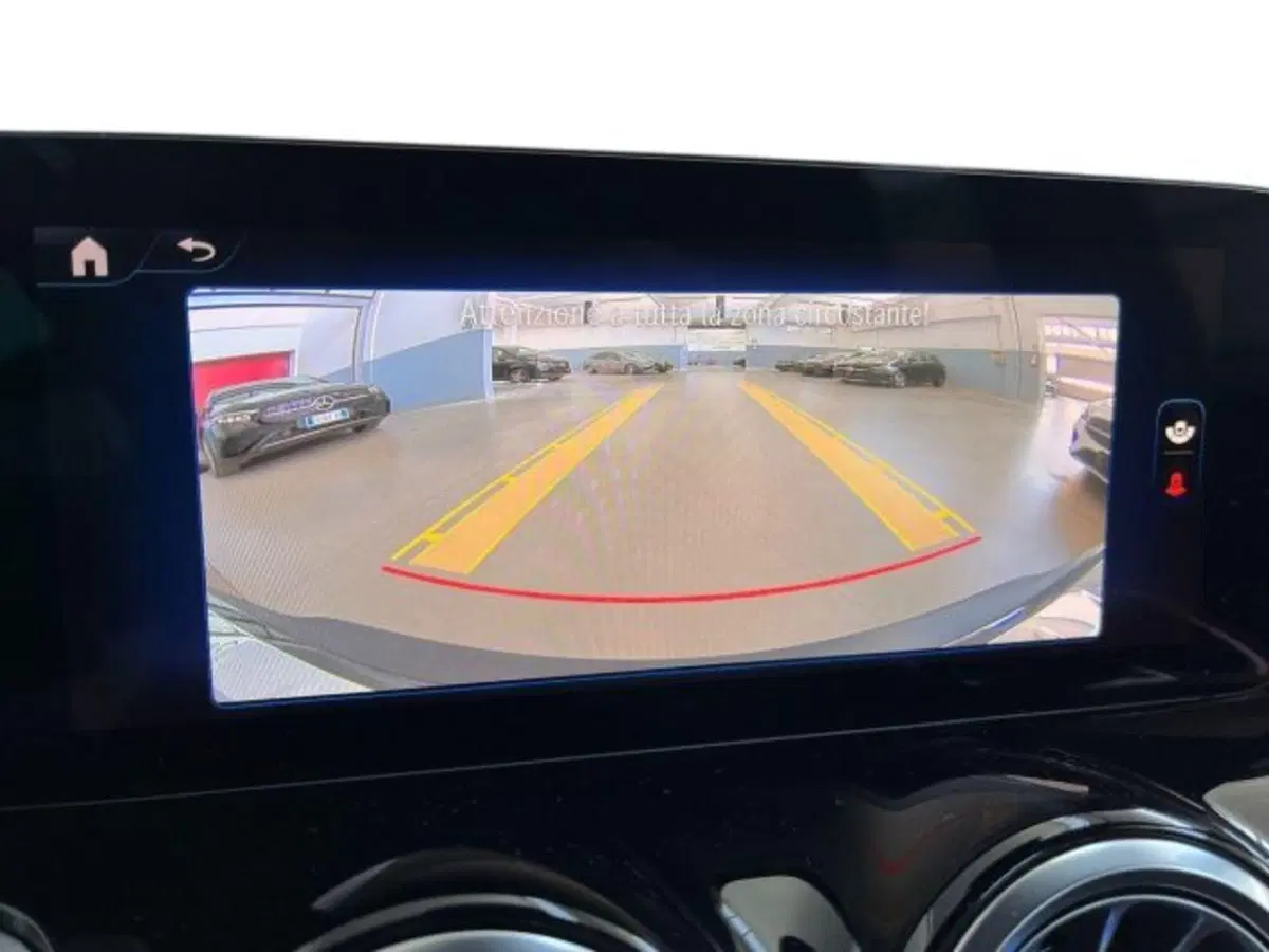 Mercedes-Benz EQB usata a Verona (12)