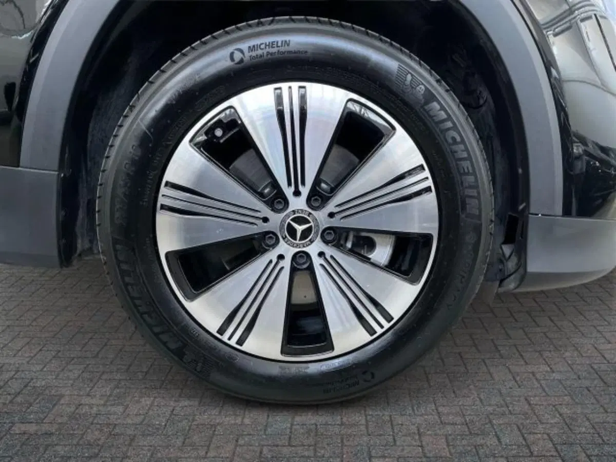Mercedes-Benz EQB usata a Verona (7)