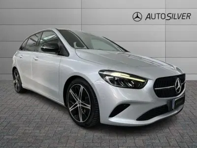 Mercedes-Benz Classe B 180 d Progressive Advanced Plus auto del 2023 usata a Verona