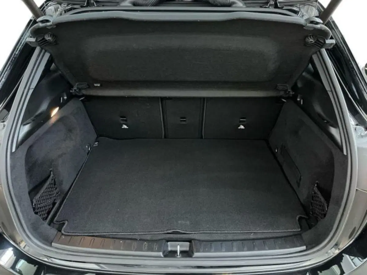 Mercedes-Benz GLA SUV usata a Verona (13)