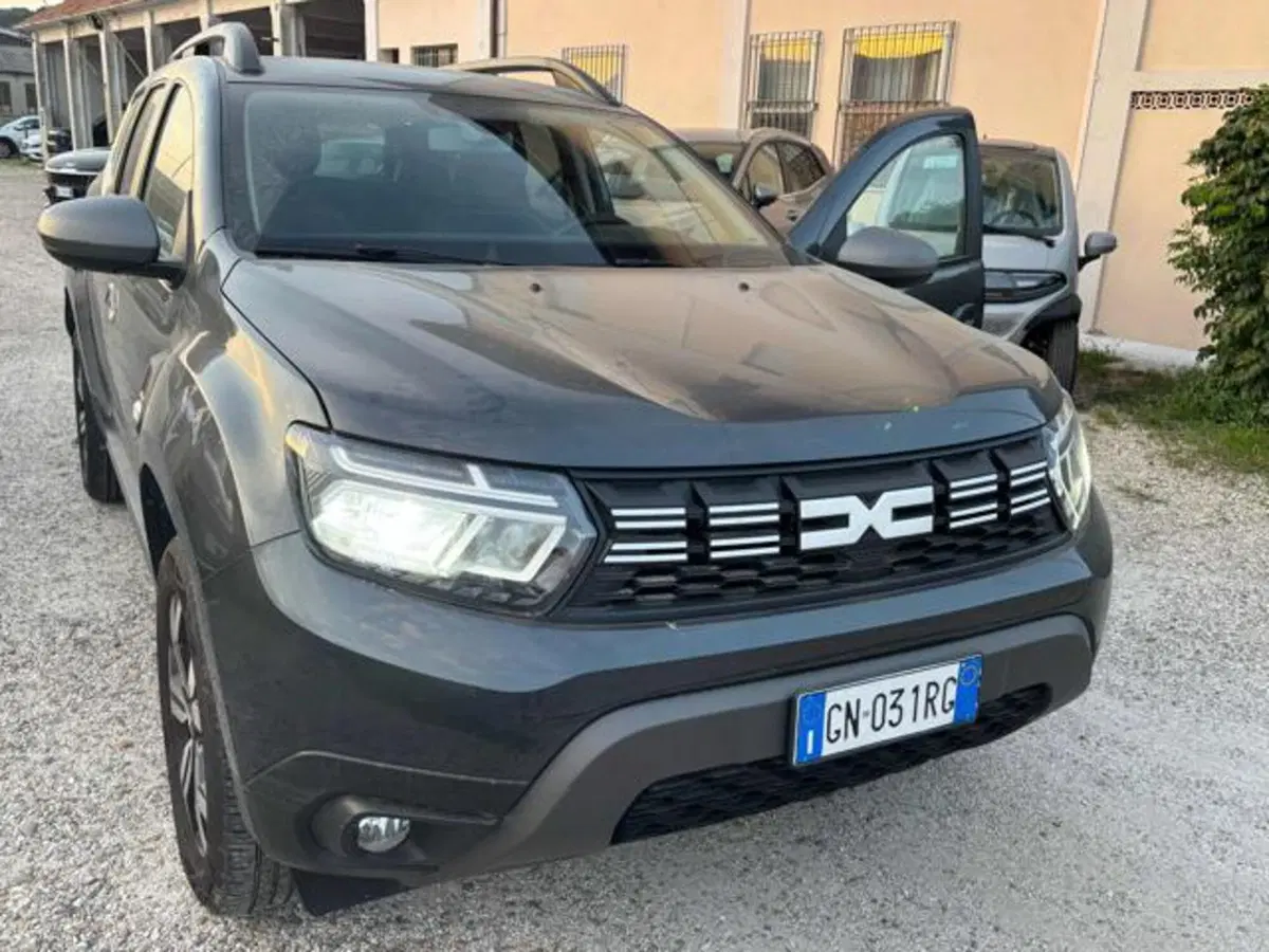 Dacia Duster usata a Pesaro-Urbino (2)
