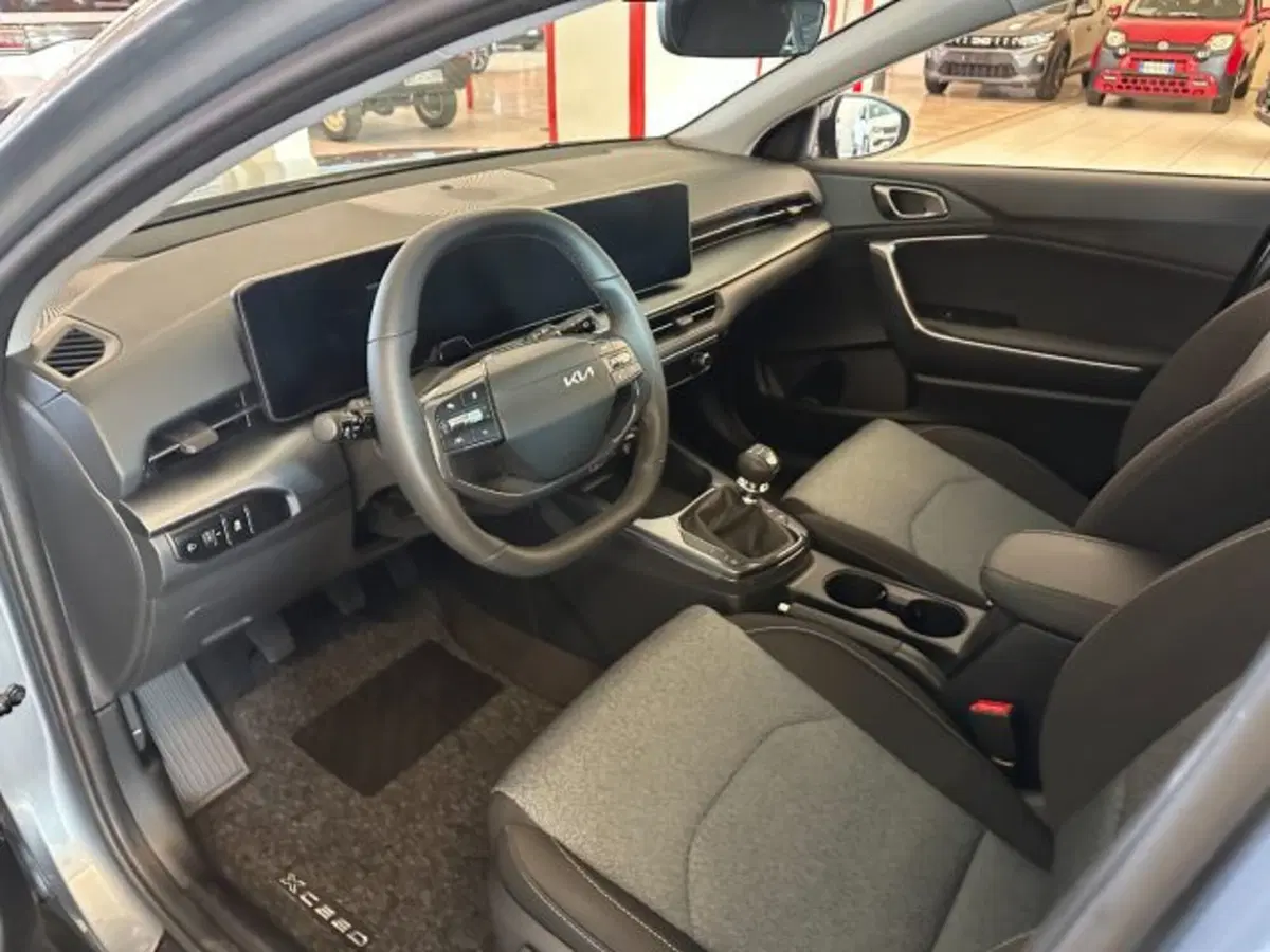 Kia XCeed nuova a Vicenza (5)