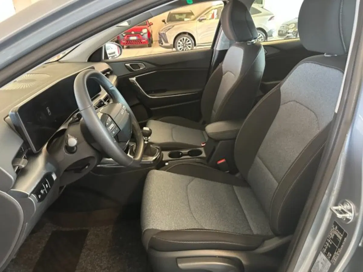 Kia XCeed nuova a Vicenza (6)