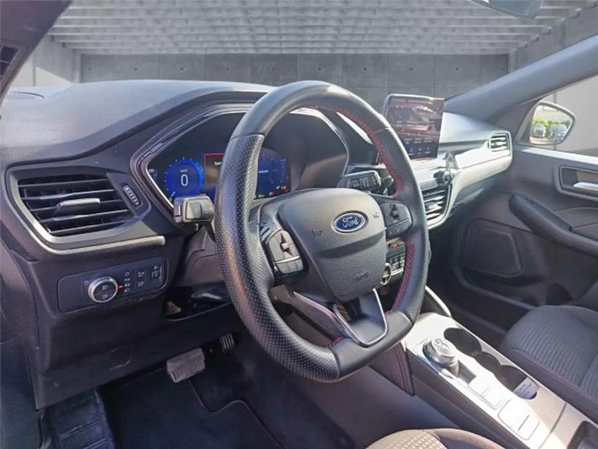 Ford Kuga usata a Bari (10)