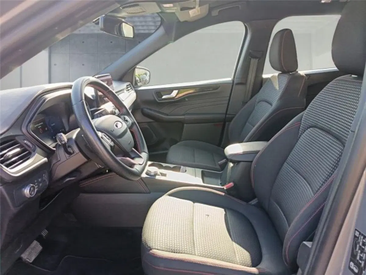 Ford Kuga usata a Bari (11)