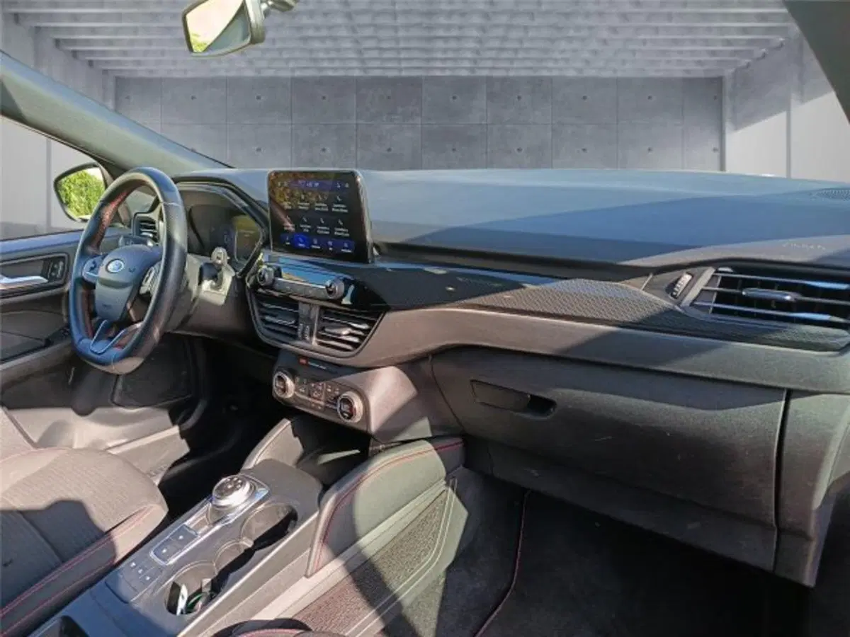 Ford Kuga usata a Bari (12)