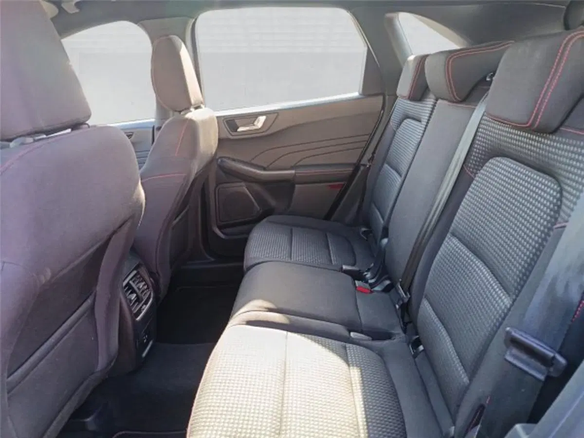 Ford Kuga usata a Bari (19)