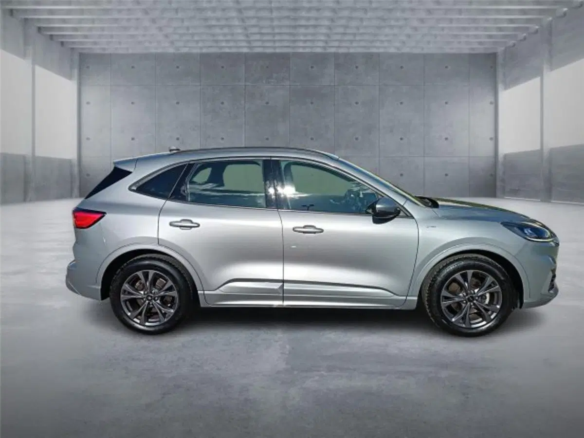 Ford Kuga usata a Bari (7)