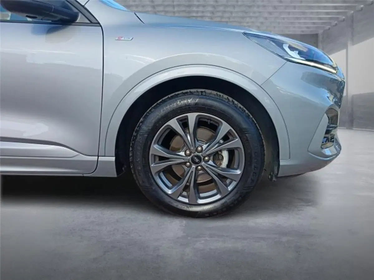 Ford Kuga usata a Bari (8)