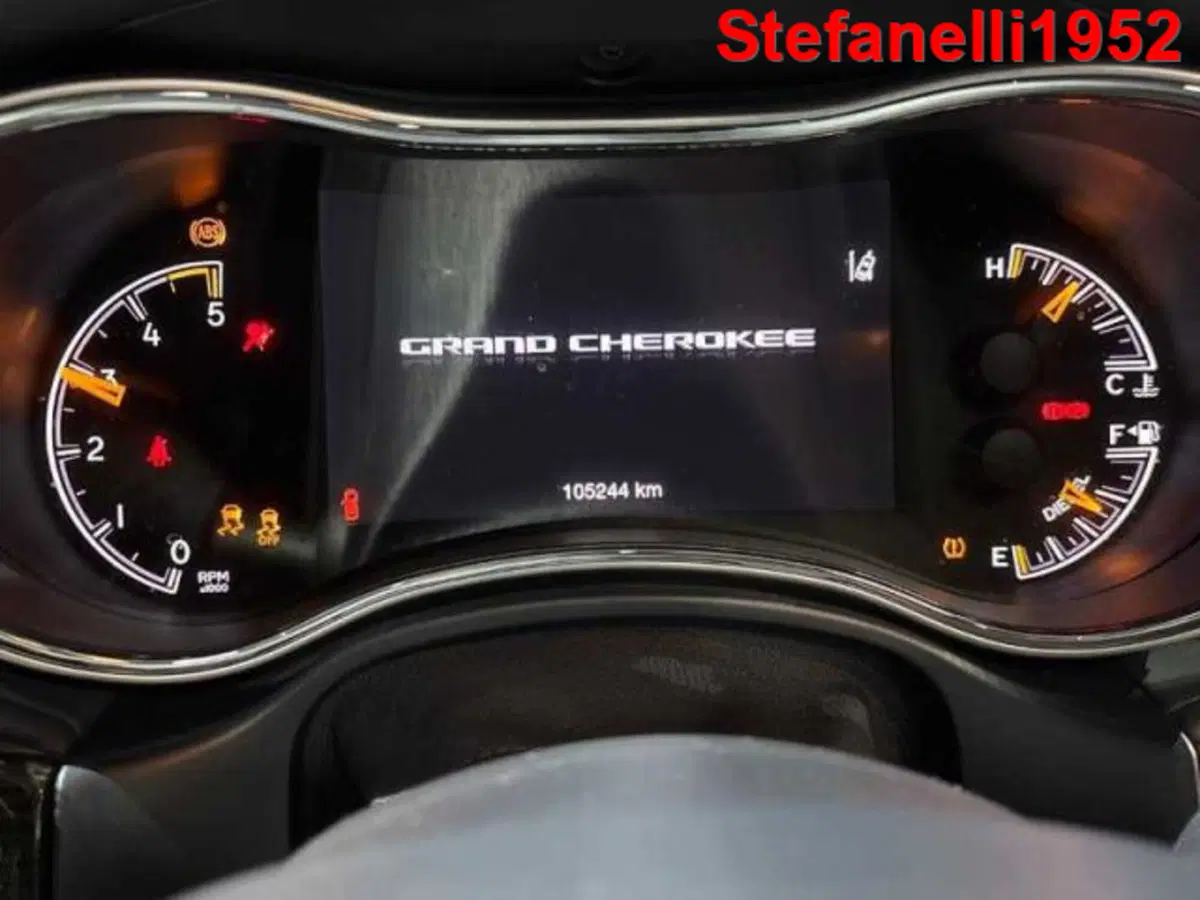 Jeep Grand Cherokee usata a Bologna (12)
