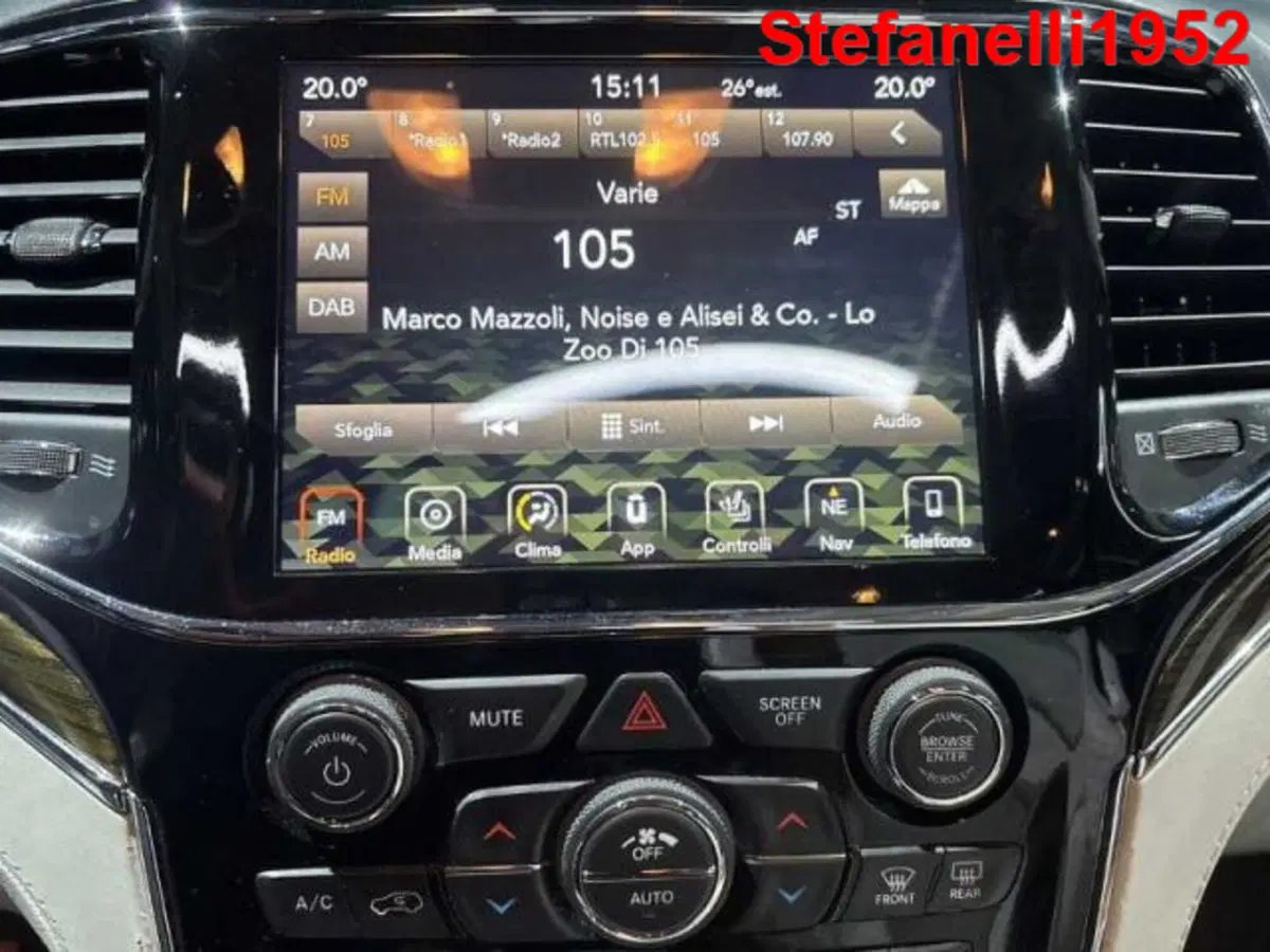 Jeep Grand Cherokee usata a Bologna (18)