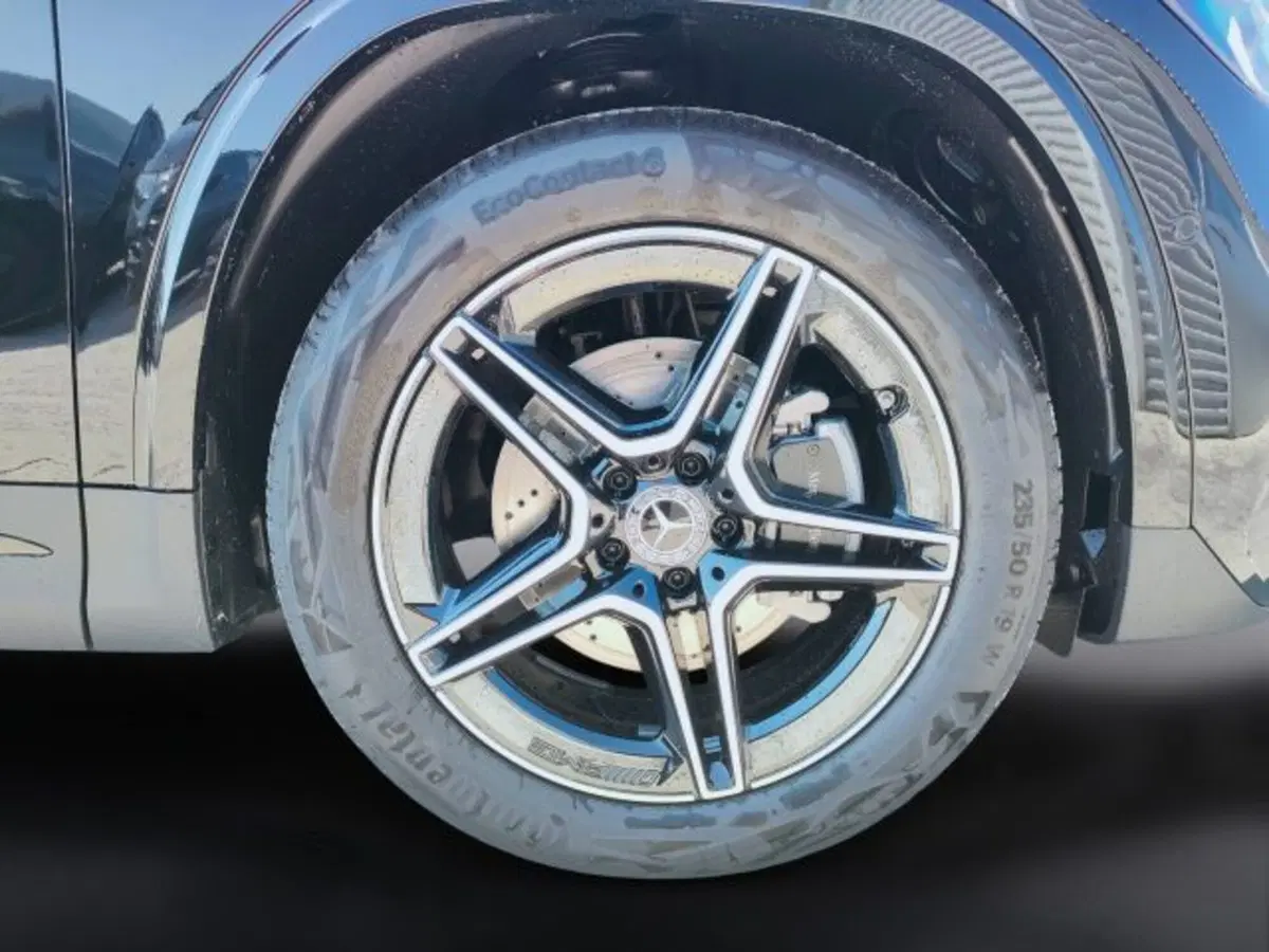 Mercedes-Benz GLA SUV nuova a Teramo (8)