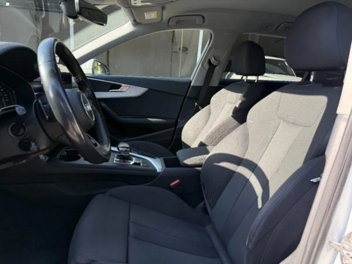 Audi A4 Avant usata a Lucca (11)