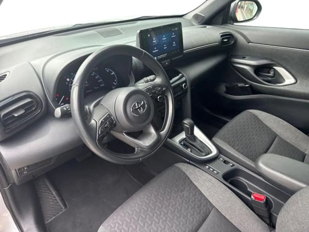Toyota Yaris Cross usata a Sassari (6)