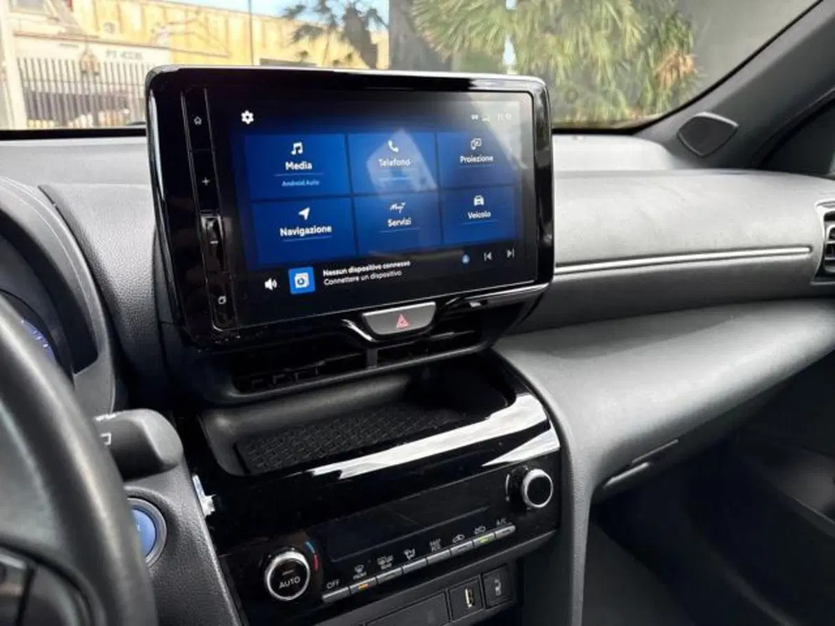 Toyota Yaris Cross usata a Sassari (9)