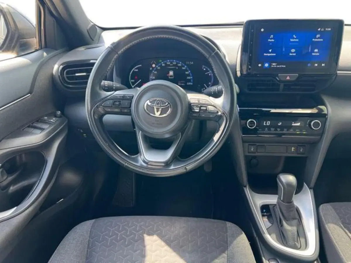 Toyota Yaris Cross usata a Sassari (8)