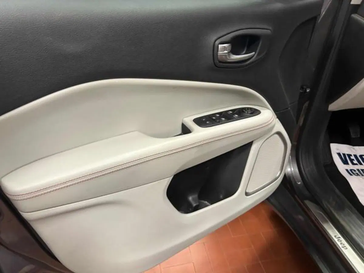 Jeep Compass usata a Vercelli (12)