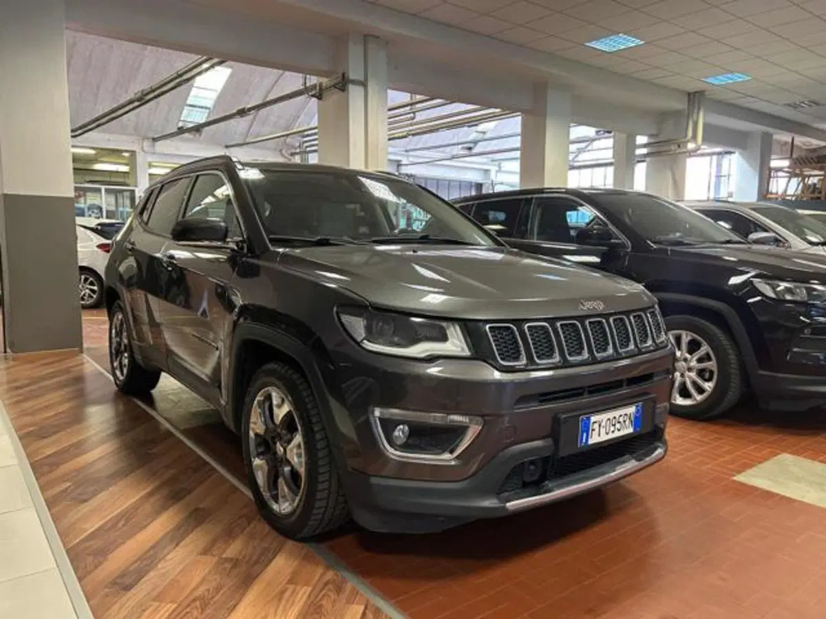 Jeep Compass usata a Vercelli (7)