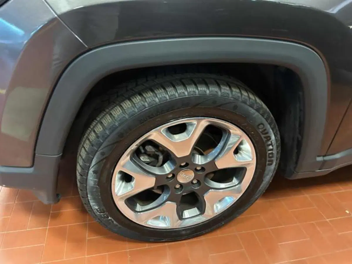 Jeep Compass usata a Vercelli (9)