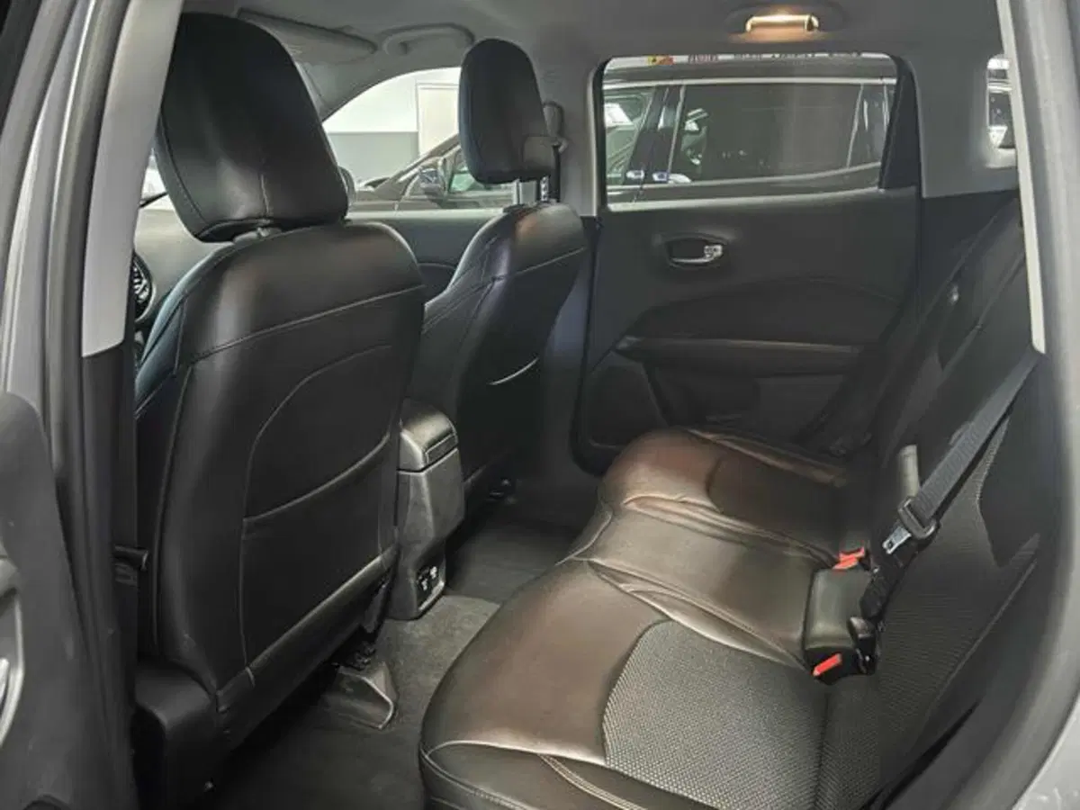 Jeep Compass usata a Vercelli (10)