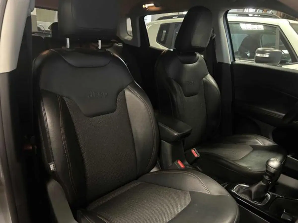 Jeep Compass usata a Vercelli (9)