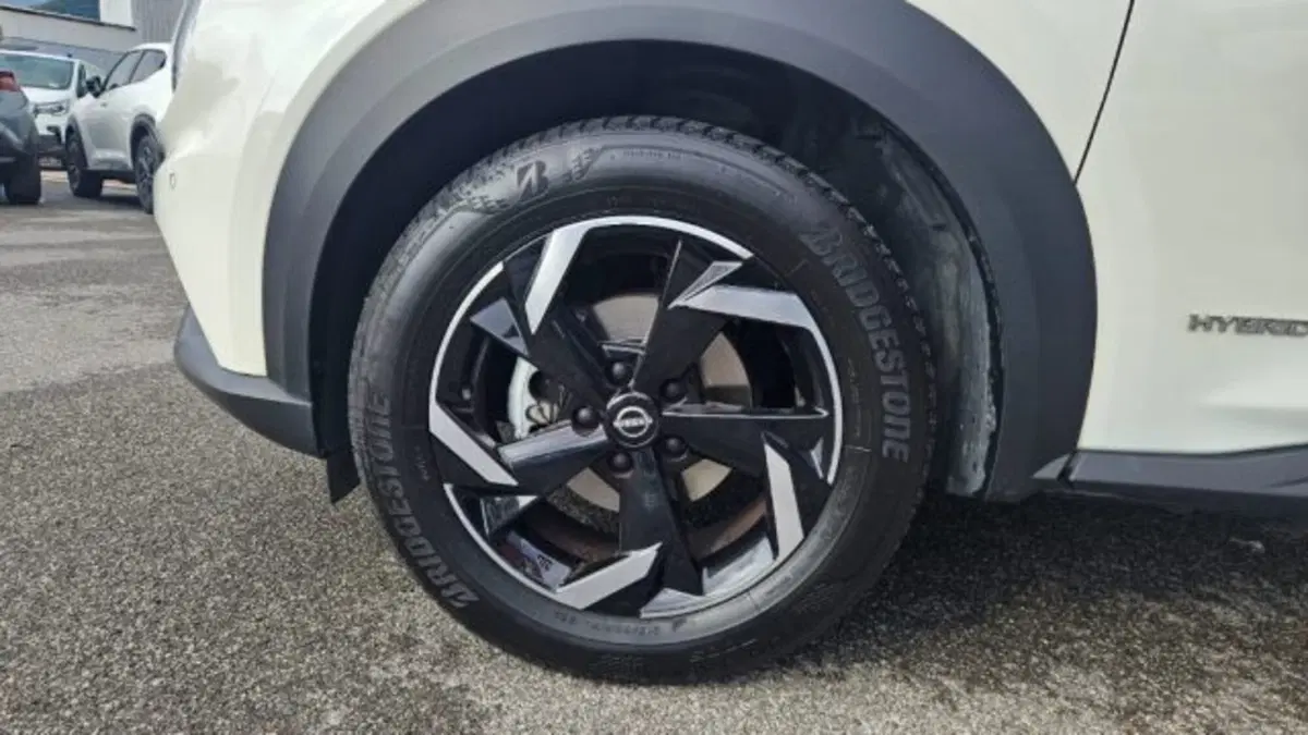 Nissan Juke usata a Lucca (17)