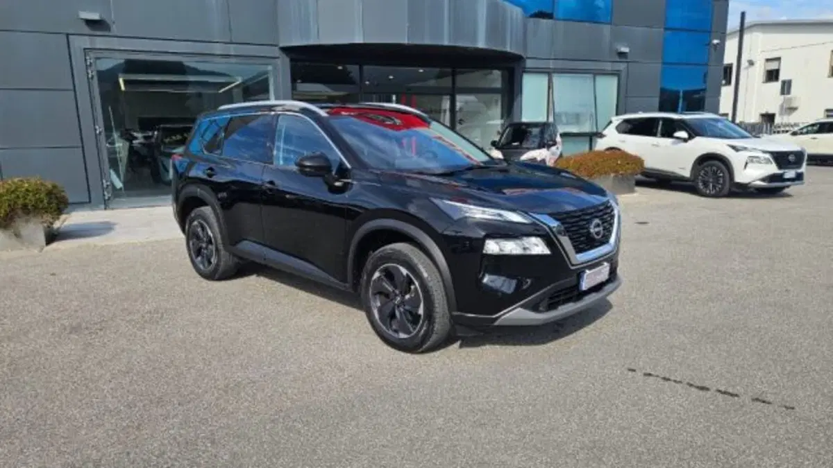 Nissan X-Trail usata a Lucca (2)