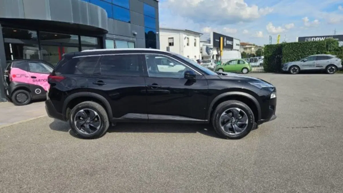 Nissan X-Trail usata a Lucca (3)