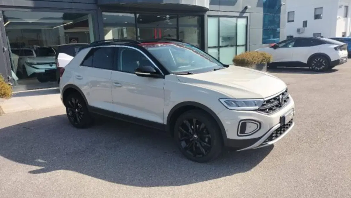 Volkswagen T-Roc usata a Lucca (2)