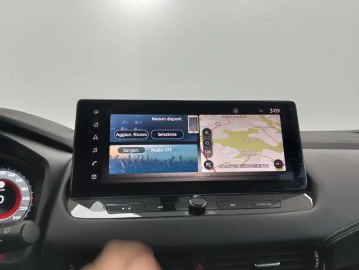 Nissan Qashqai usata a Como (13)