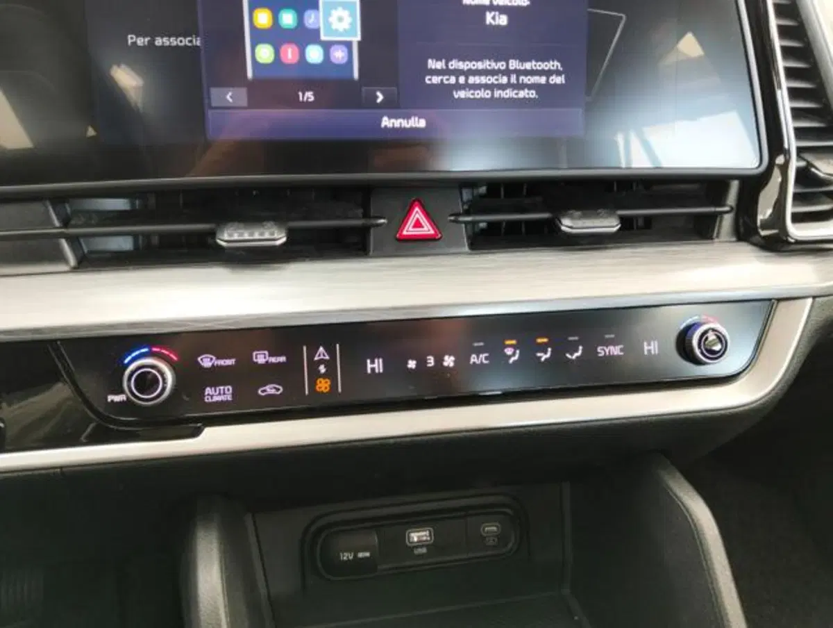 Kia Sportage usata a Como (17)