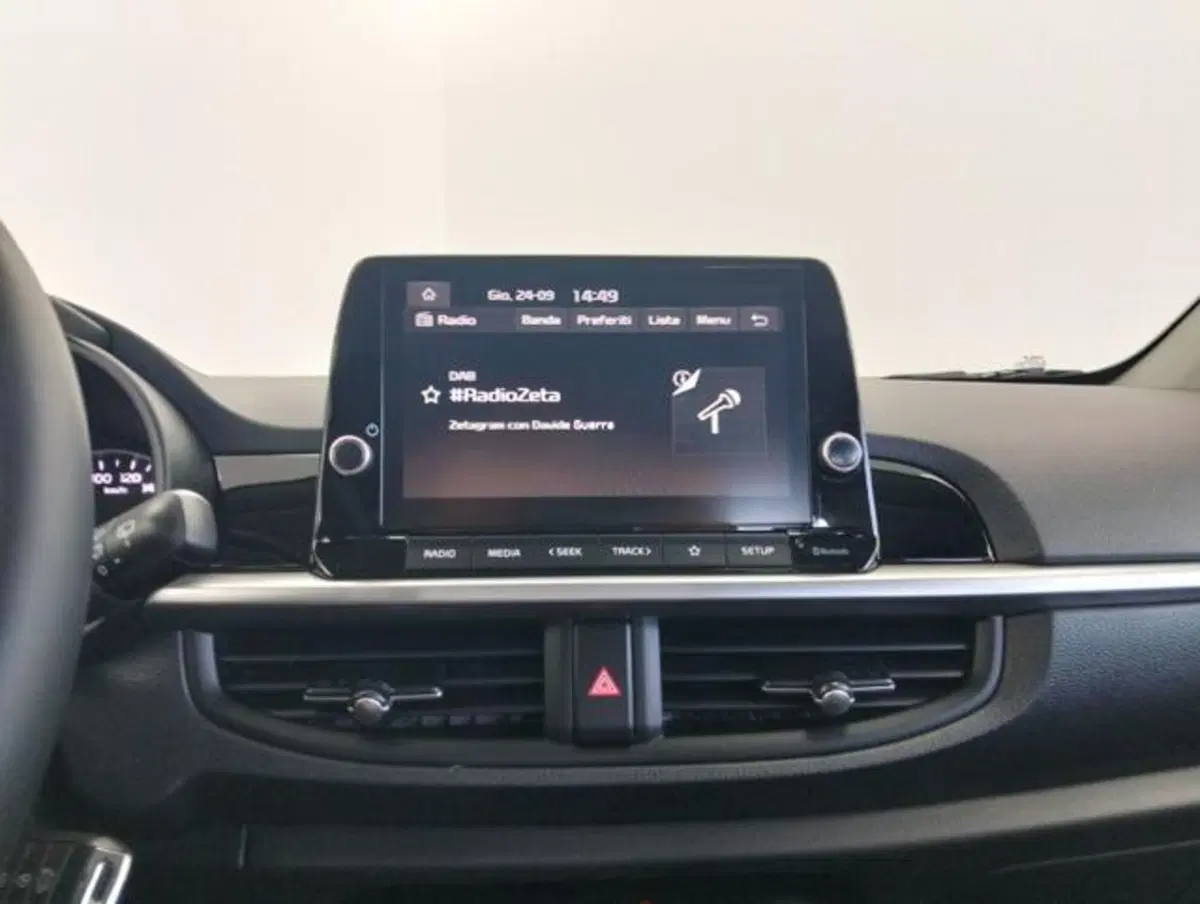 Kia Picanto usata a Como (13)