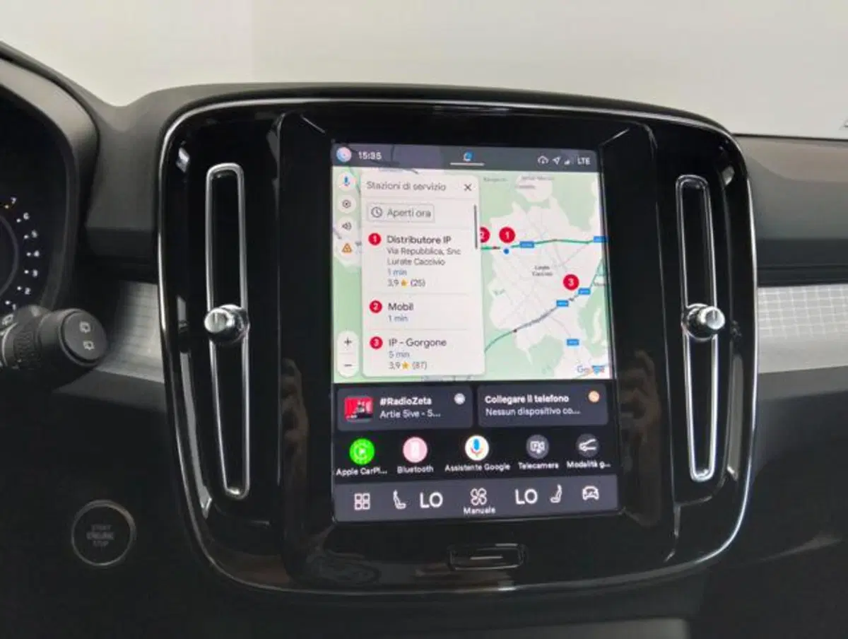 Volvo XC40 usata a Como (12)