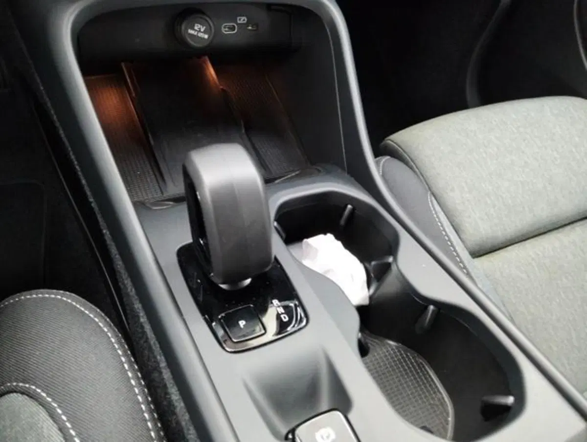 Volvo XC40 usata a Como (17)