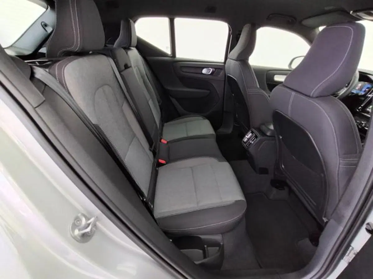 Volvo XC40 usata a Como (5)