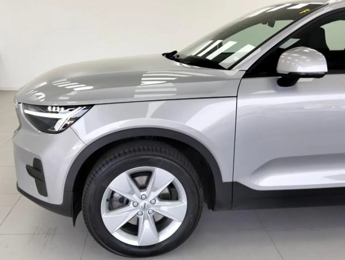 Volvo XC40 usata a Como (9)
