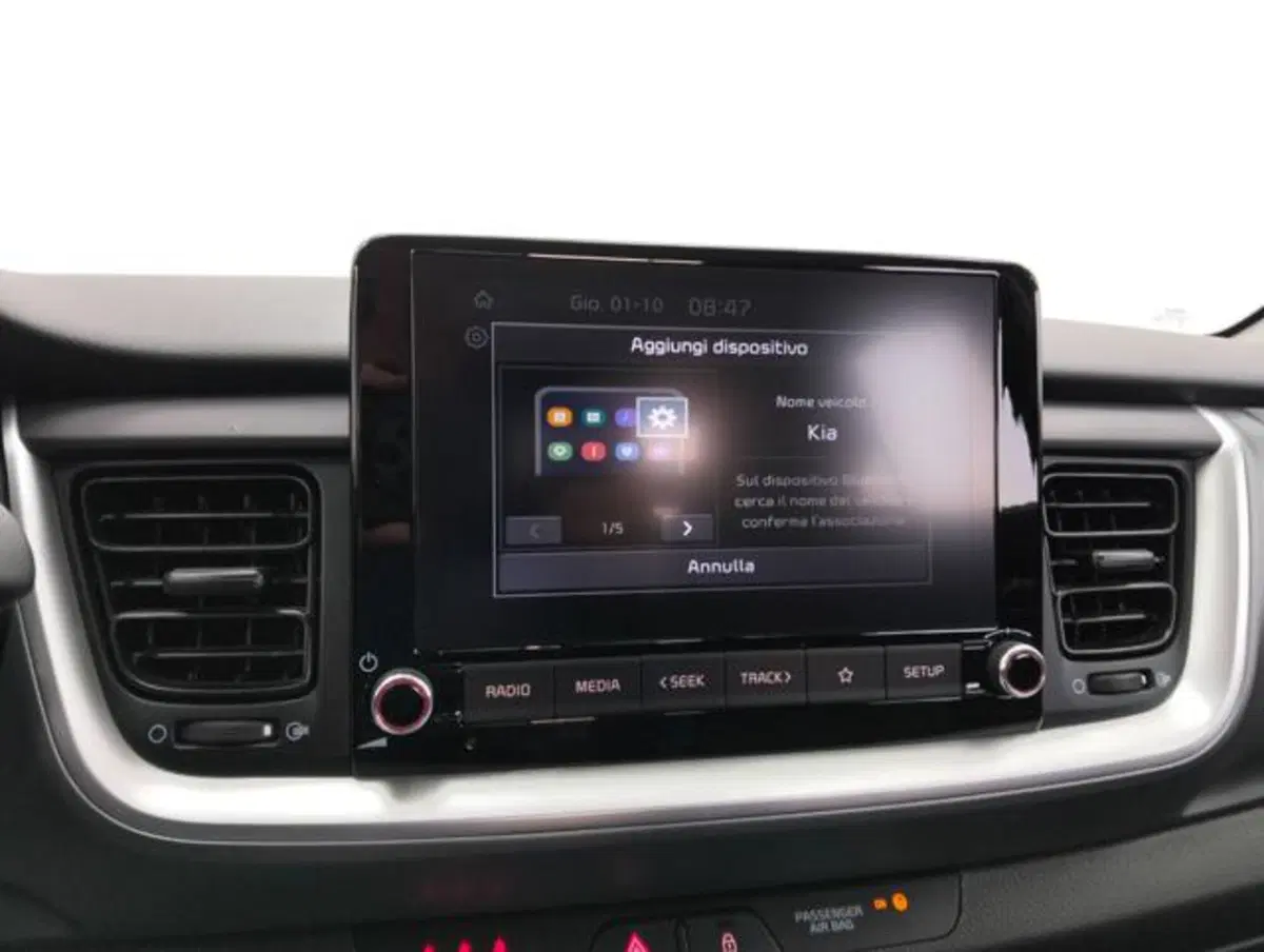 Kia Stonic usata a Como (13)