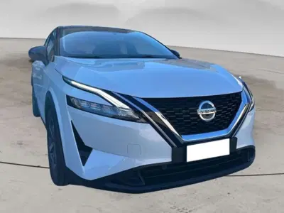 Nissan Qashqai 1.3 mhev N-Connecta 2wd 140cv del 2022 usata a Empoli