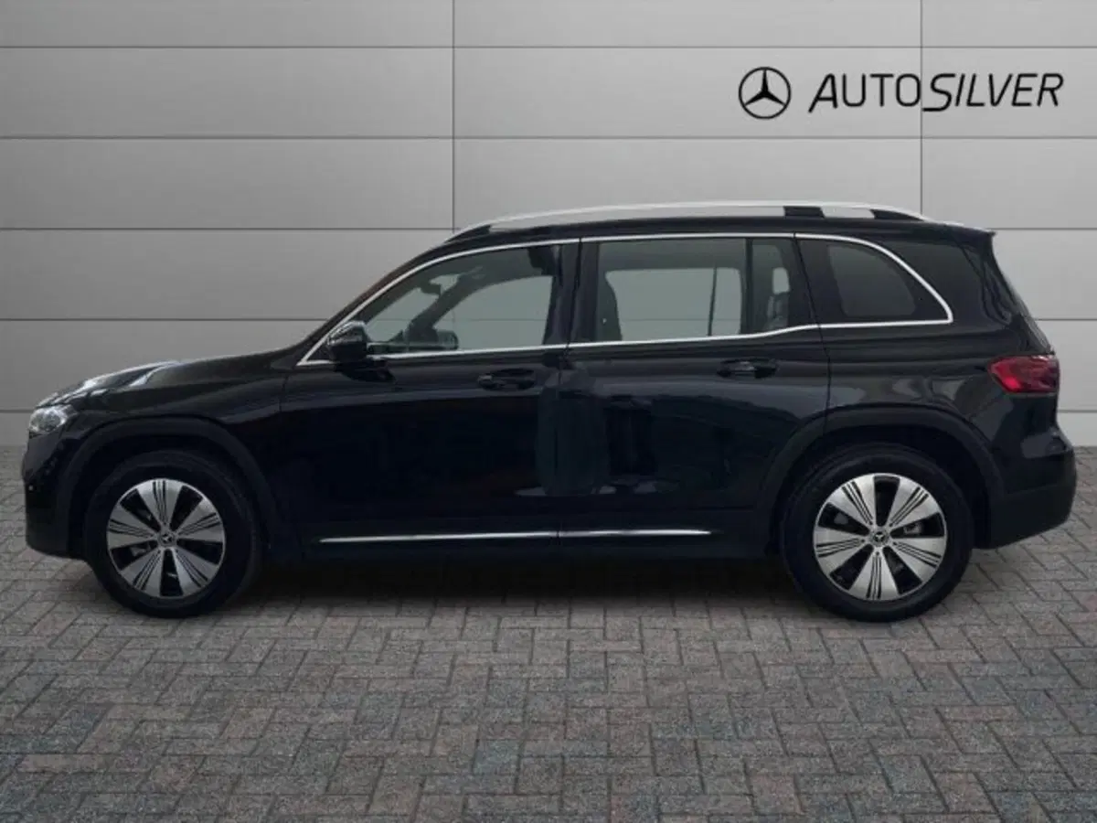 Mercedes-Benz EQB usata a Verona (6)