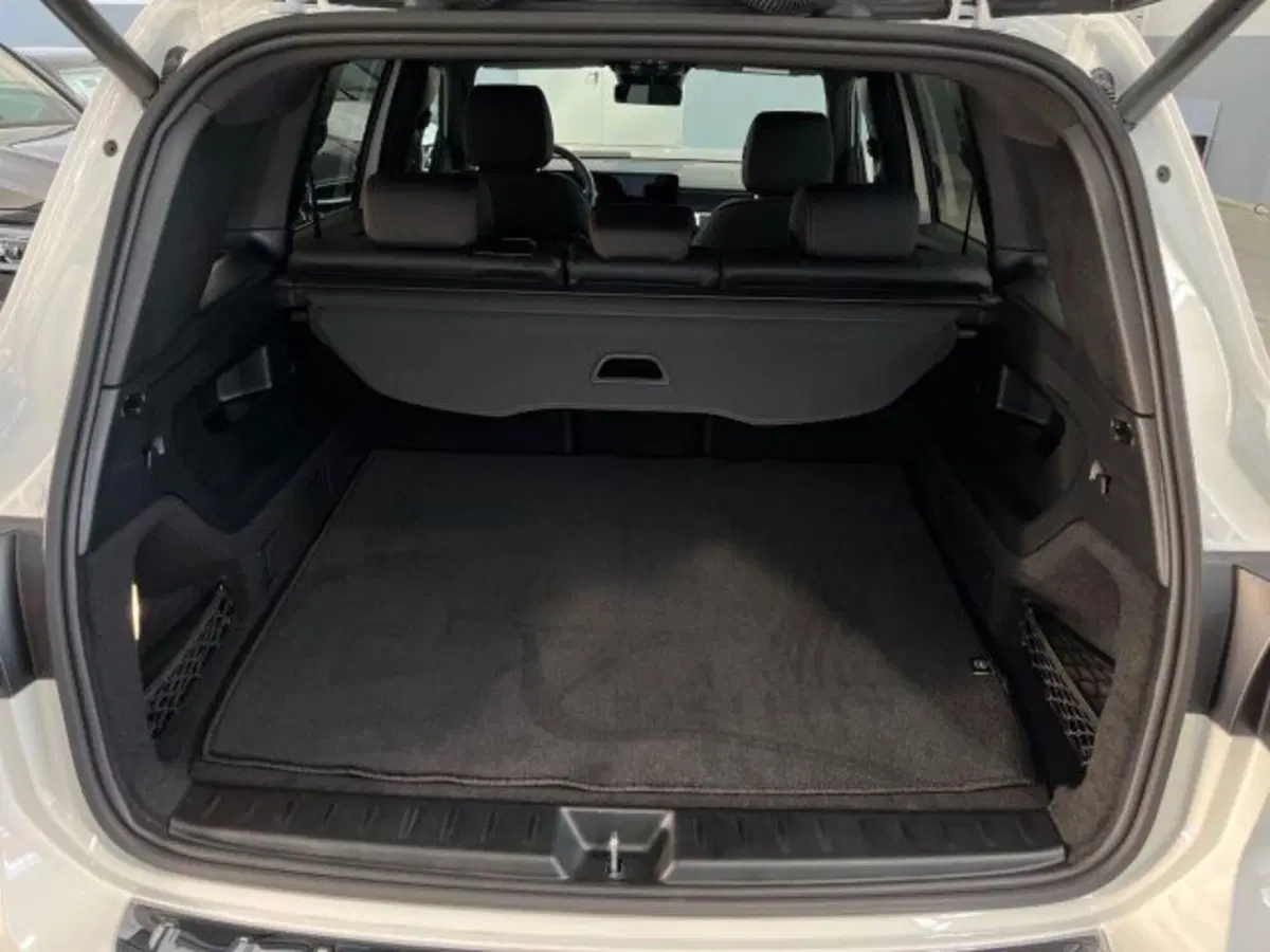 Mercedes-Benz GLB nuova a Verona (13)