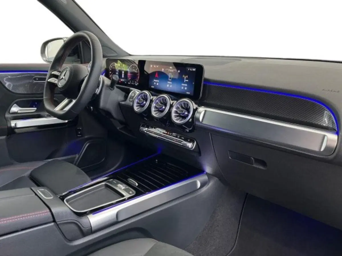 Mercedes-Benz GLB nuova a Verona (16)