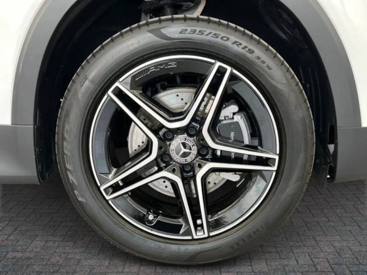 Mercedes-Benz GLB nuova a Verona (7)