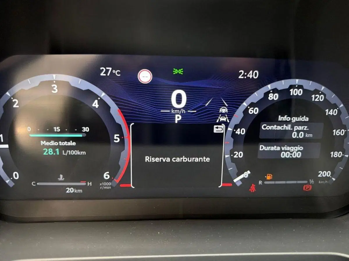Toyota Hilux nuova a Vicenza (8)