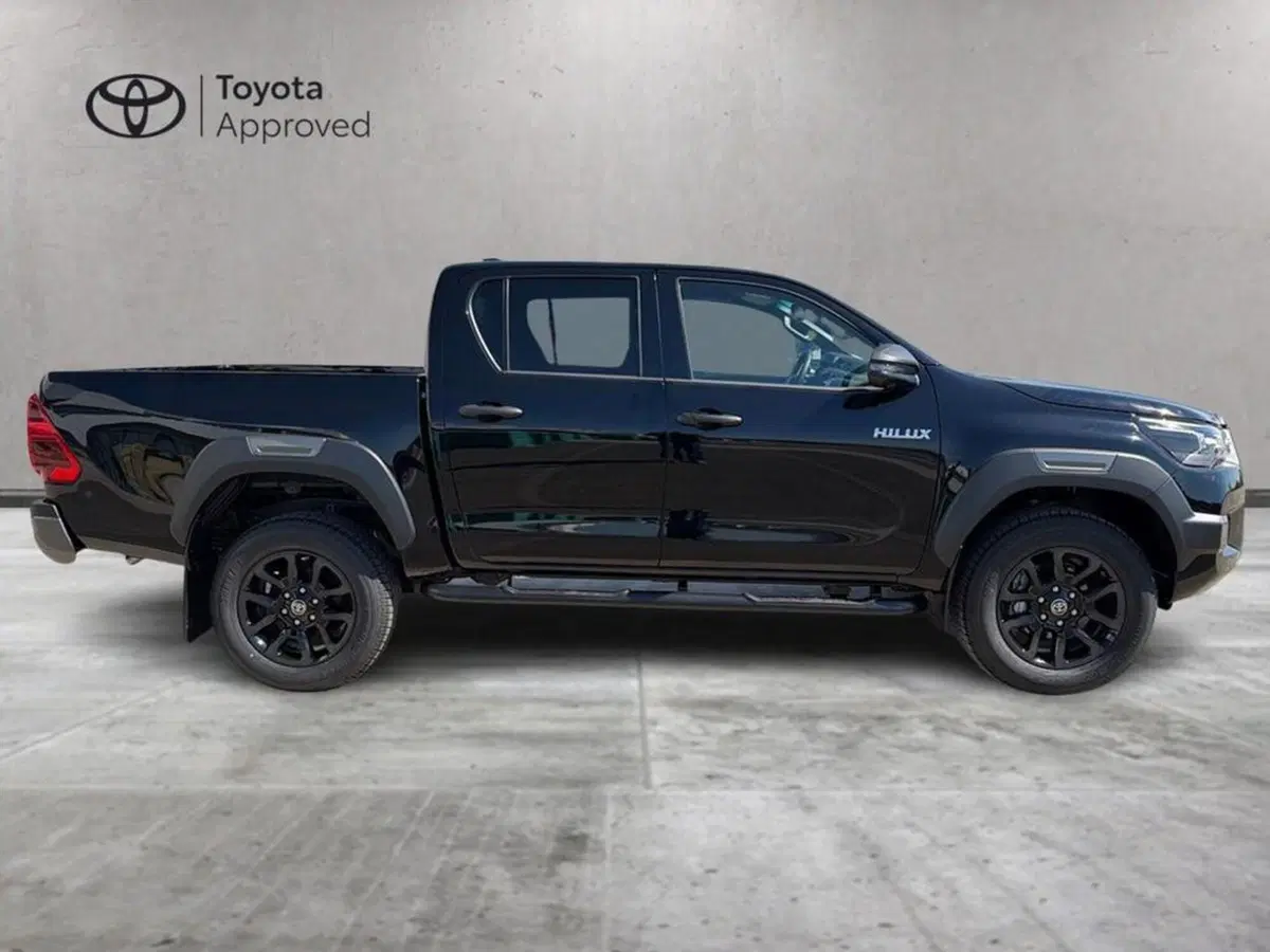 Toyota Hilux nuova a Vicenza (3)